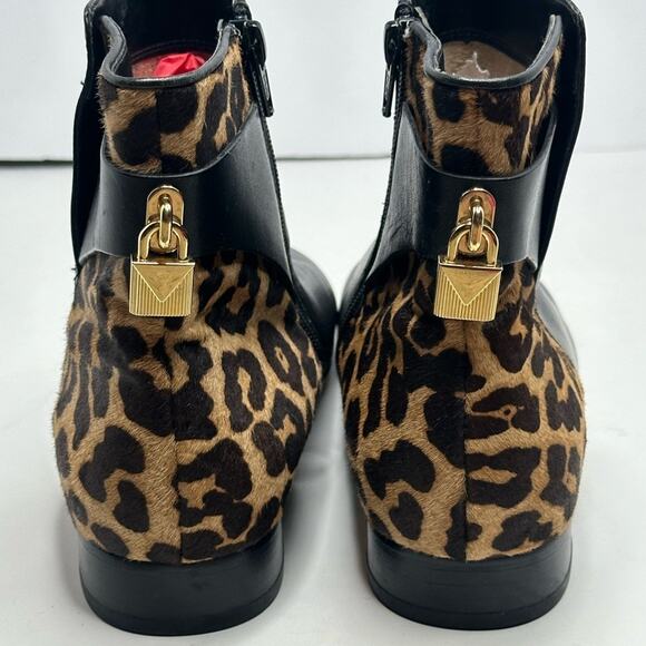 🔻🔻SOLD 🔻🔻MICHAEL KORS  MIRA BLACK LEATHER BOOTIE w/CALF HAIR ZIPPER 9M - Picture 5 of 14
